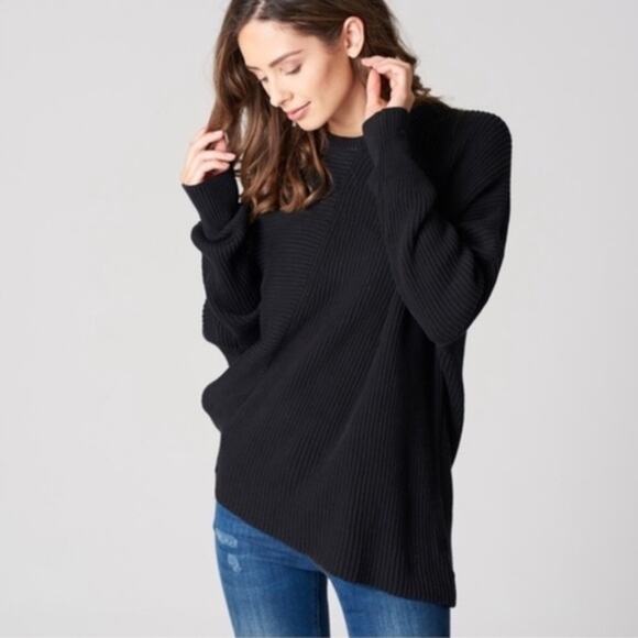 [Free People] Black Downtown Sweater Ribbed Knit Asymmetrical Hem Oversized XS - Picture 1 of 10